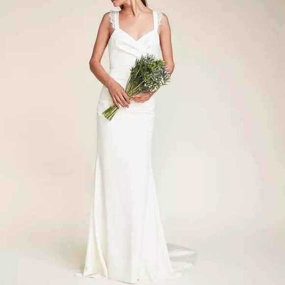Nicole Miller Silk Wedding Gown – Size 4 - Picture 1 of 6